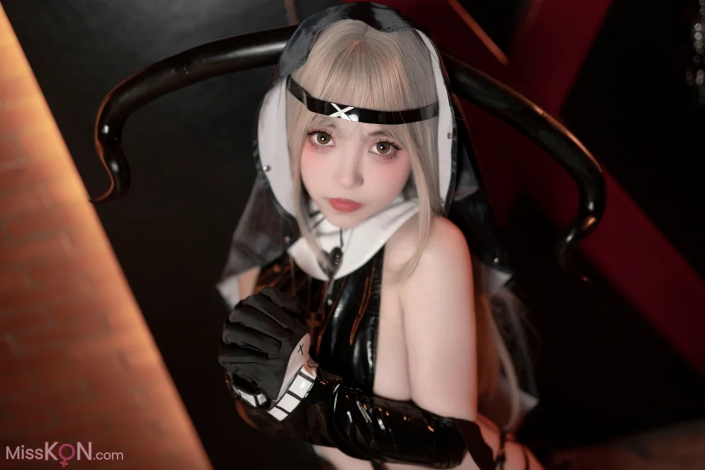 CoserBangni邦尼 修女 125 photos - 2