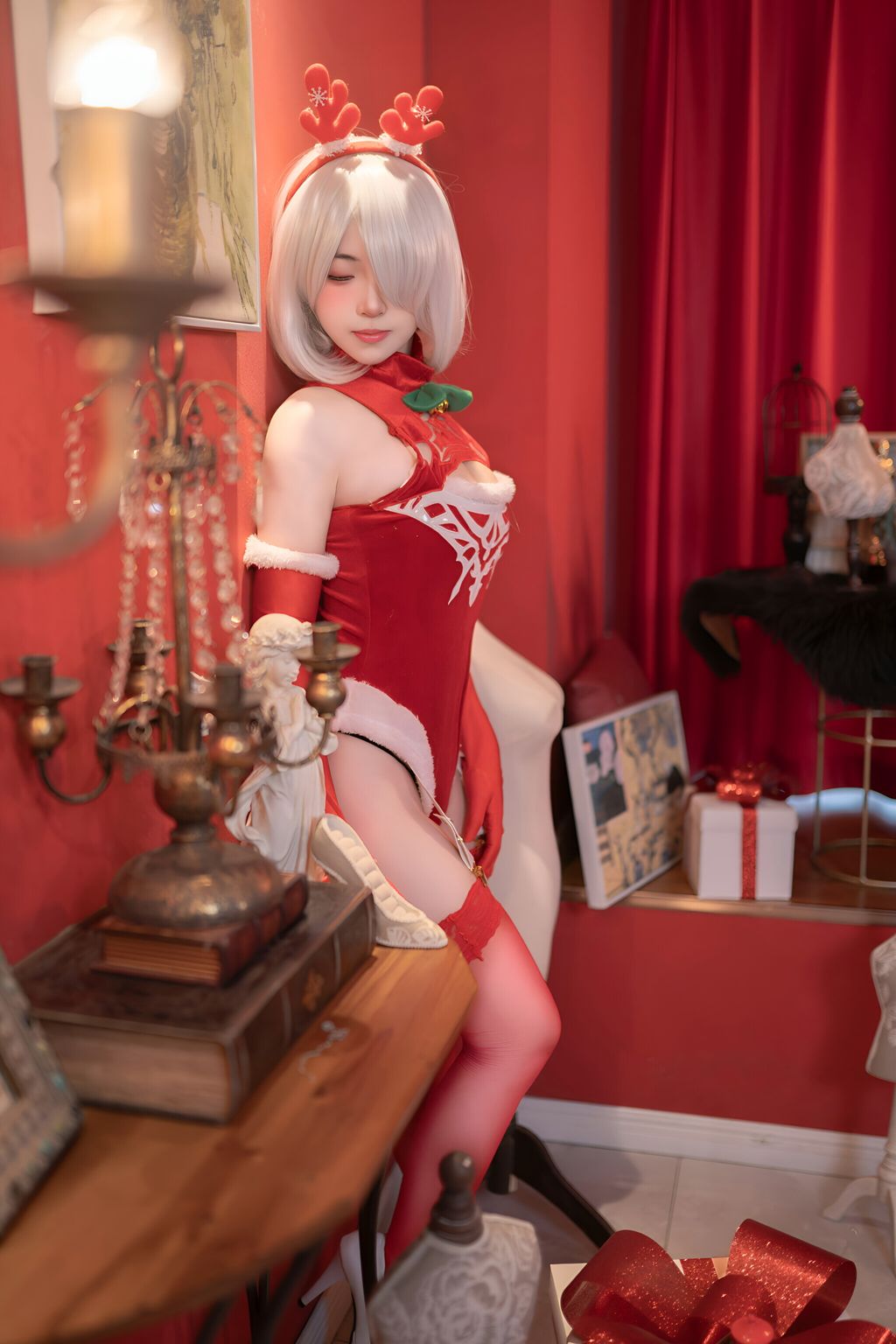 CoserBangni邦尼 圣诞尼尔 红裙御姐 132 photos - 49