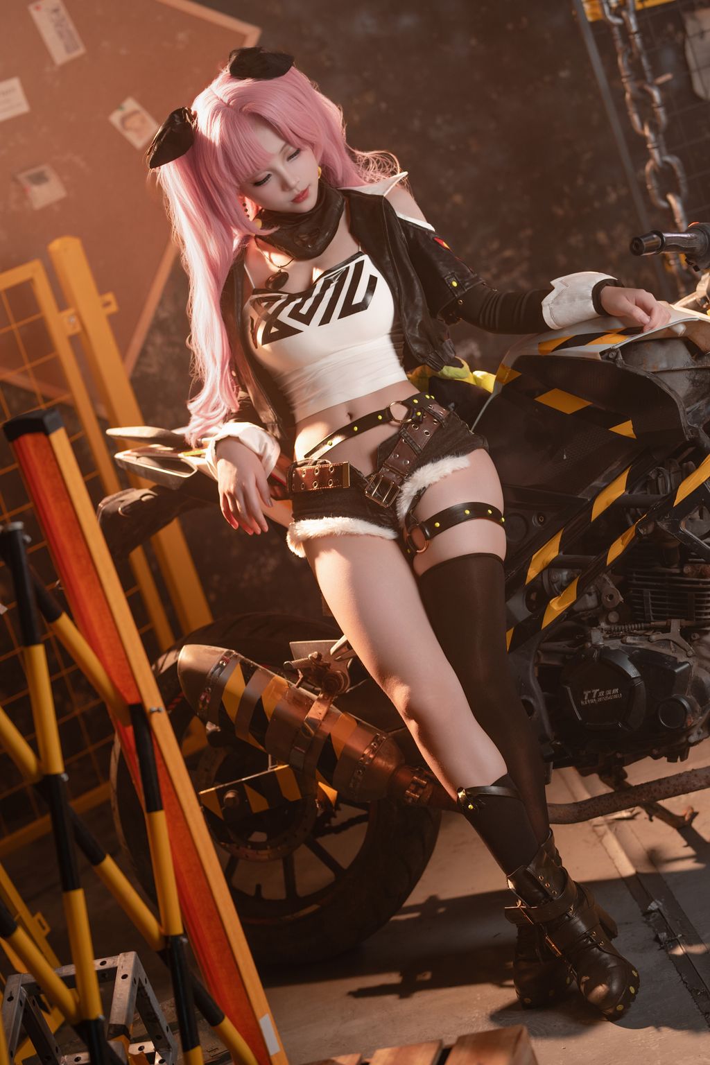 CoserBangni邦尼 妮可 77 photos - 24