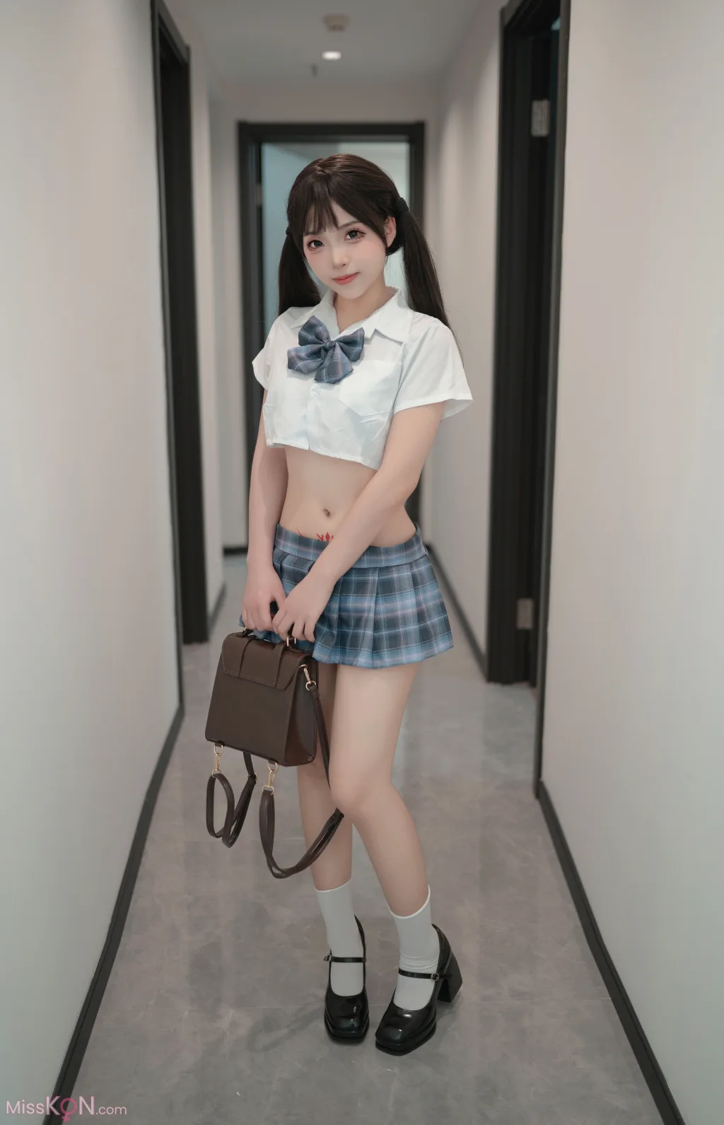 CoserBangni邦尼 家有妹妹 67 photos - 2
