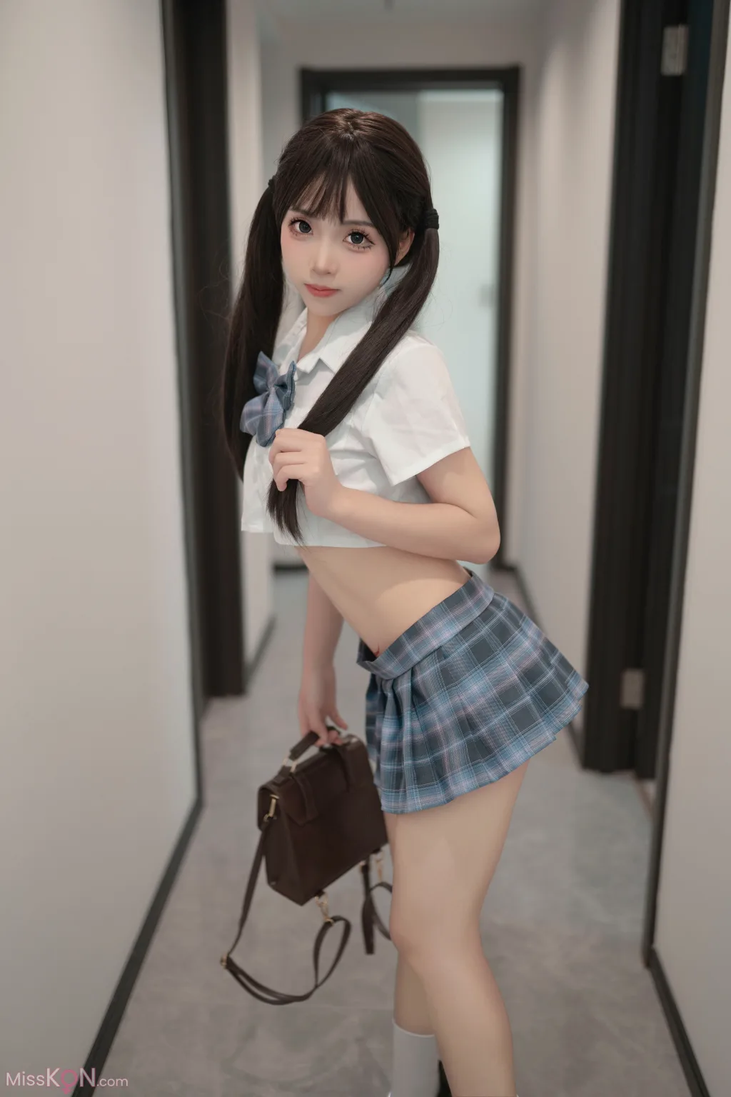 CoserBangni邦尼 家有妹妹 67 photos - 5