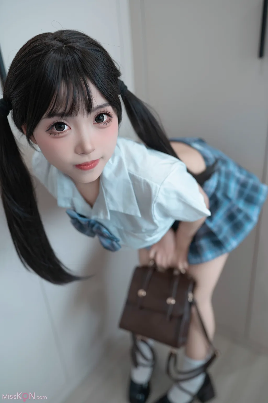 CoserBangni邦尼 家有妹妹 67 photos - 14