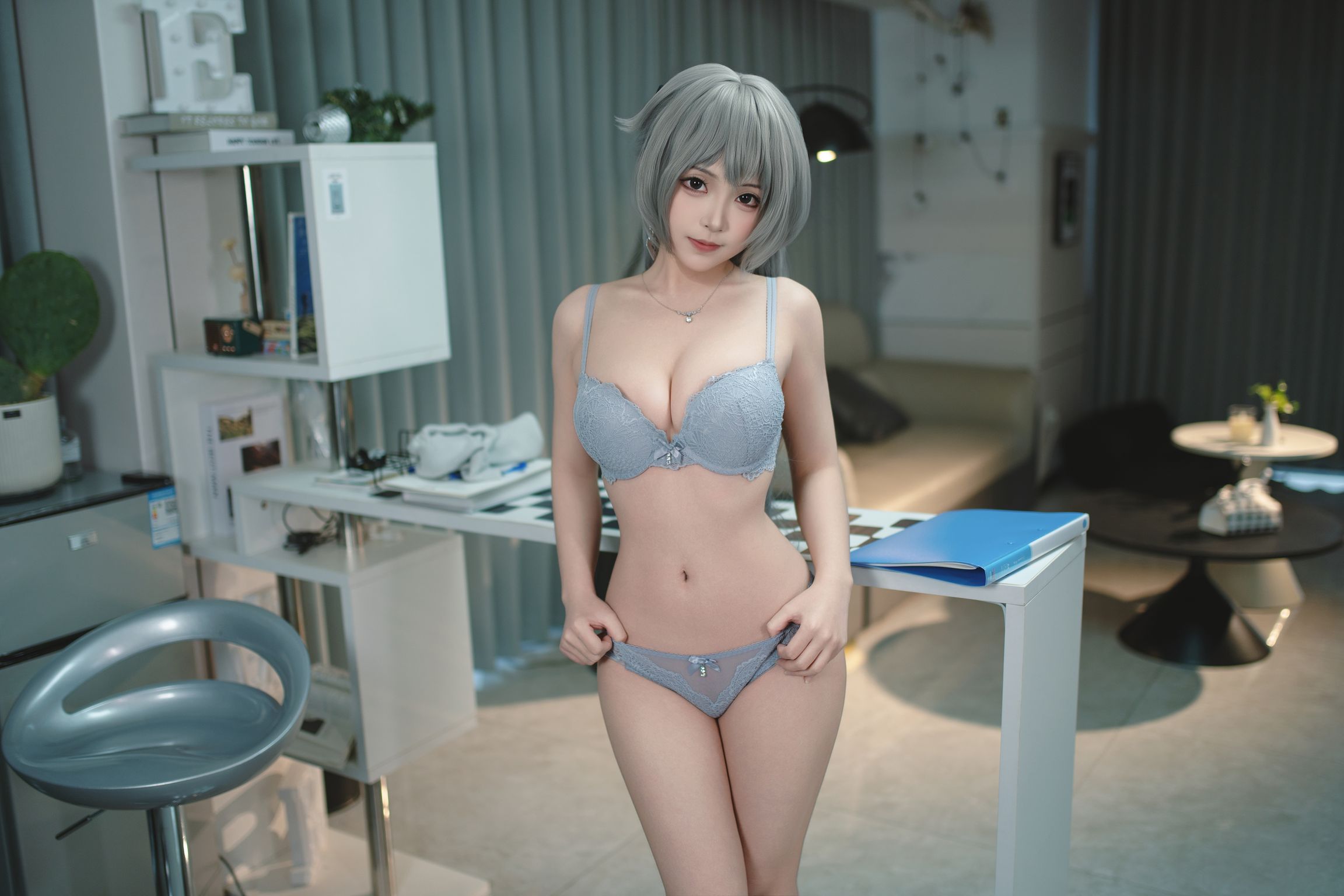 CoserBangni邦尼 布洛妮娅 崩坏 92 photos  7 videos - 4