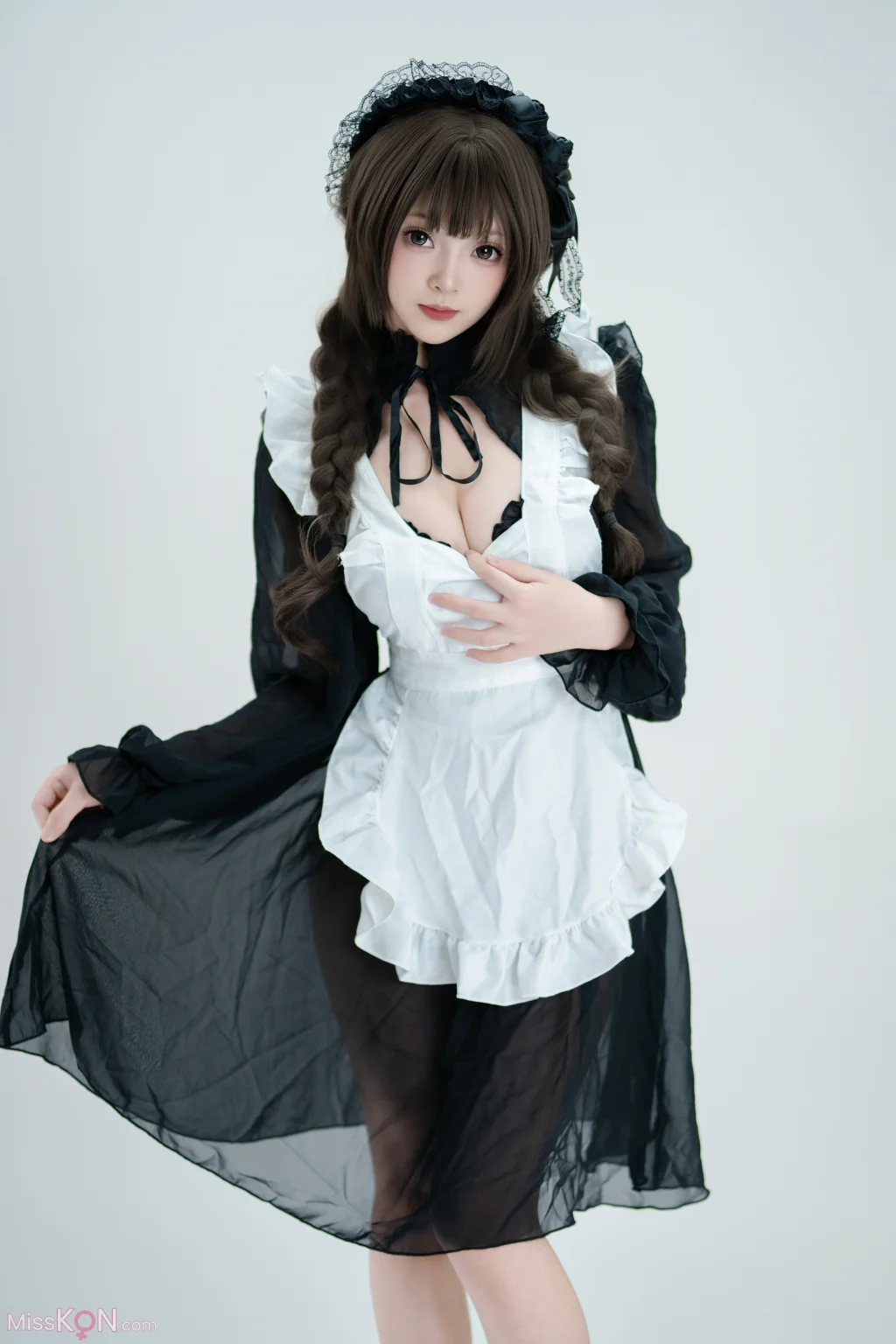 CoserBangni邦尼 枪械女仆 68 photos  6 videos - 4