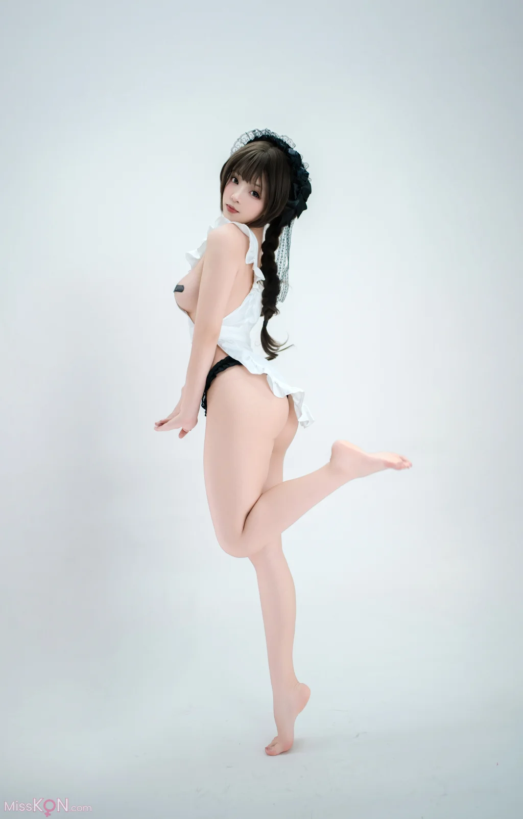 CoserBangni邦尼 枪械女仆 68 photos  6 videos - 29