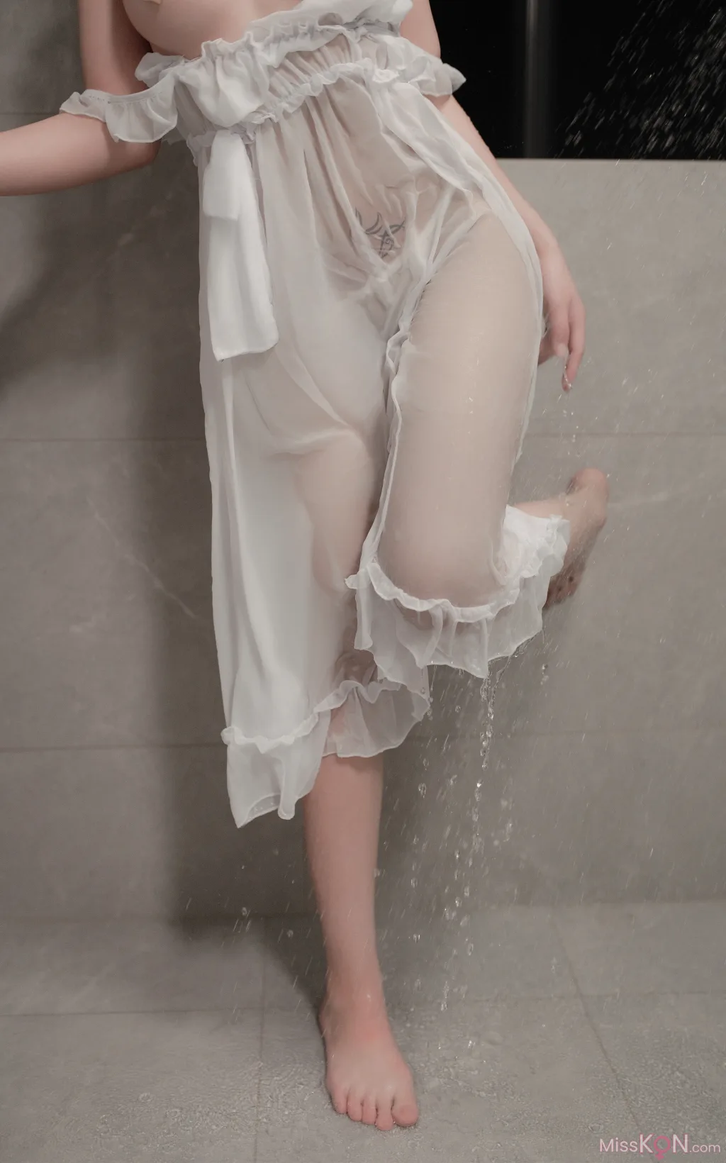 CoserBangni邦尼 湿身 84 photos - 58
