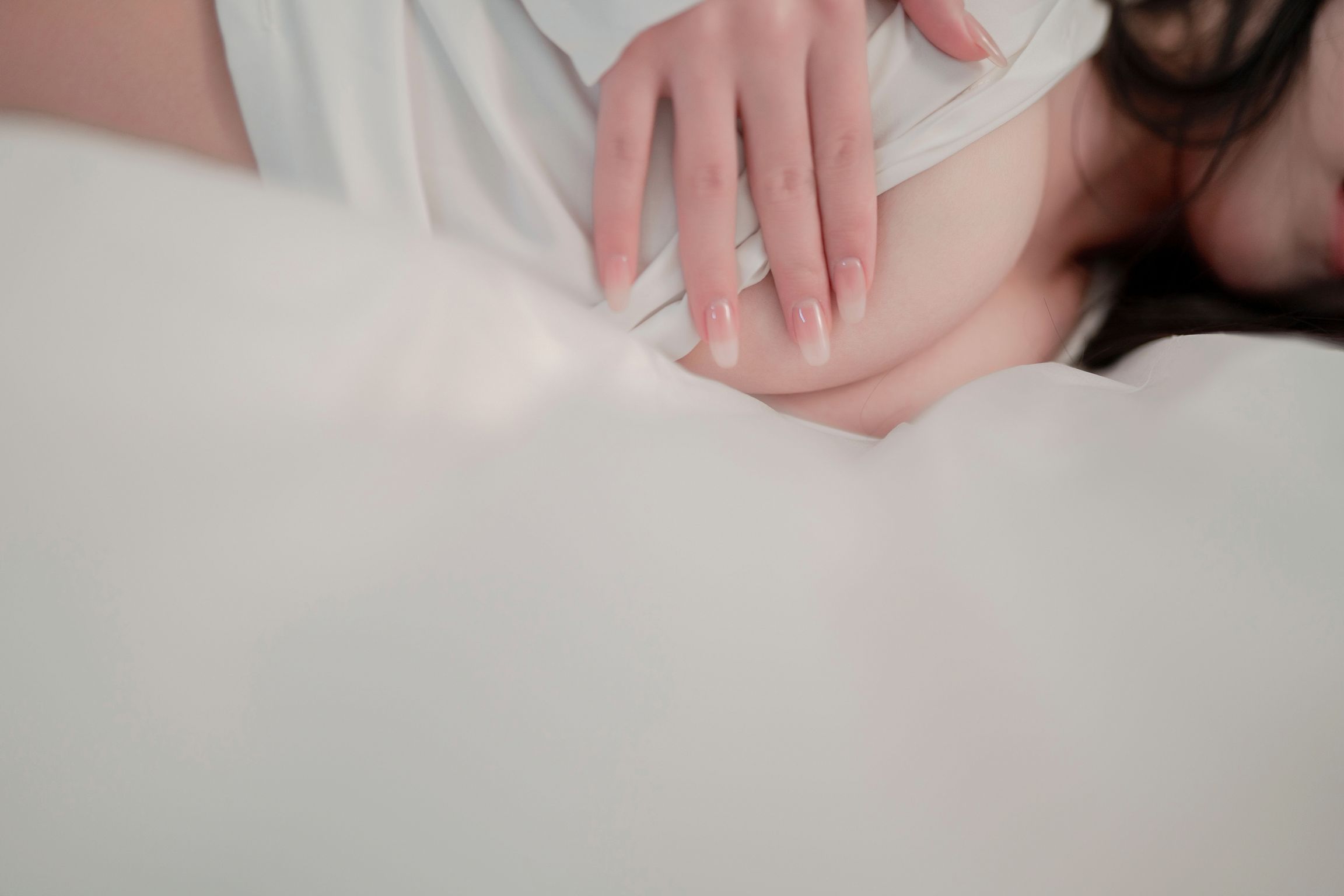 CoserBangni邦尼 男友衬衣 99 photos - 39