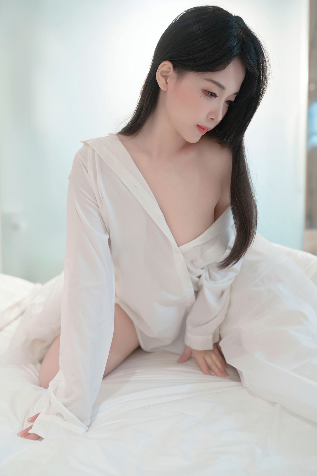 CoserBangni邦尼 男友衬衣 99 photos - 89