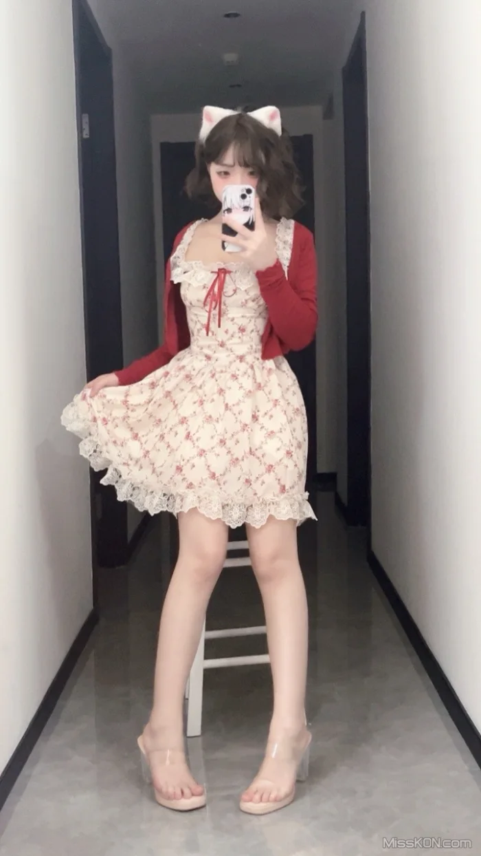 CoserBangni邦尼 限定女友 40 photos  11 videos - 4