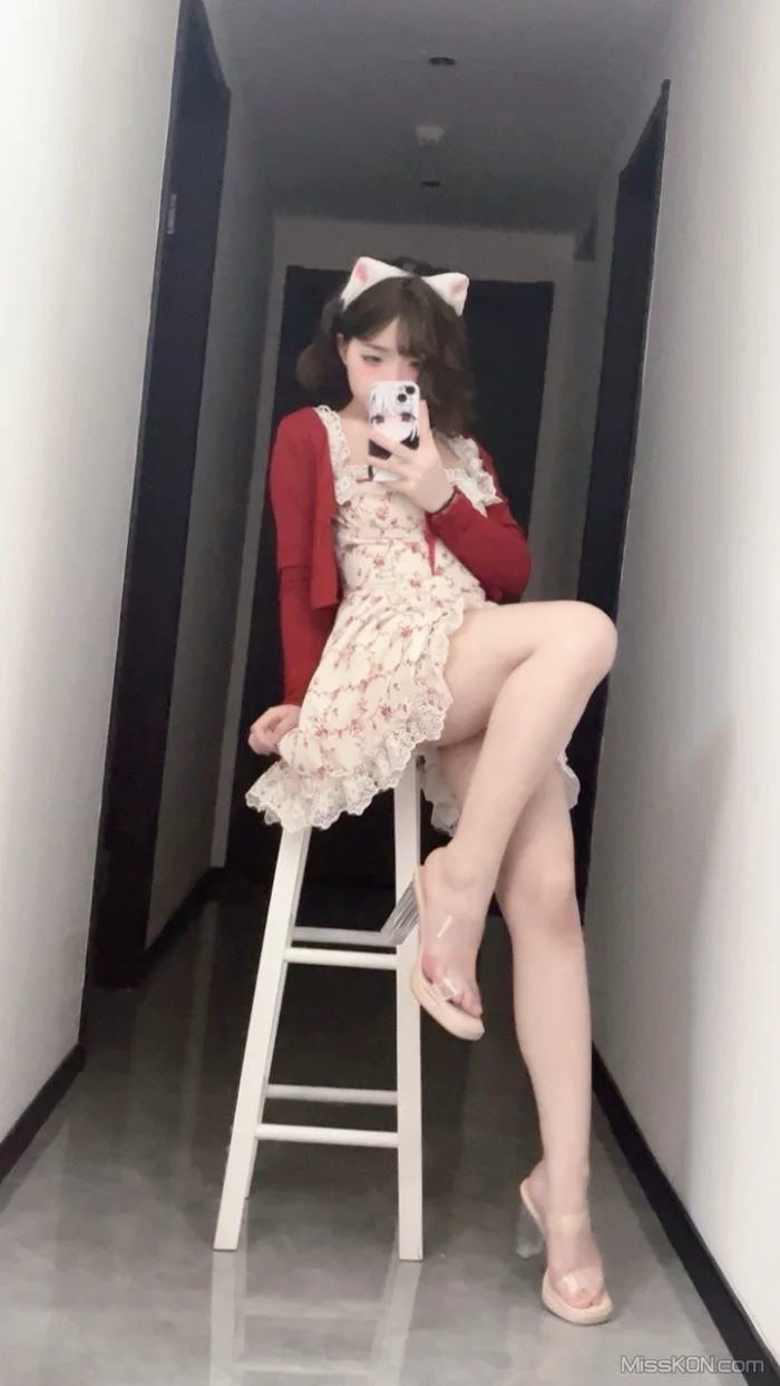 CoserBangni邦尼 限定女友 40 photos  11 videos - 15