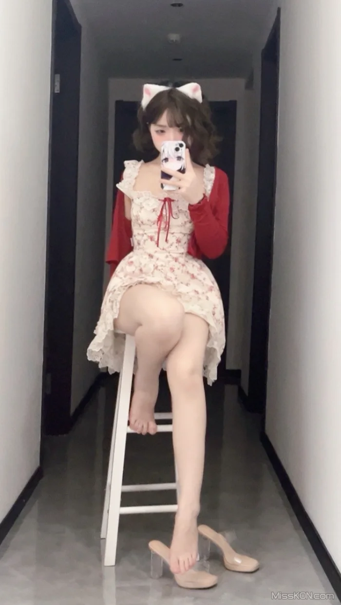 CoserBangni邦尼 限定女友 40 photos  11 videos - 21