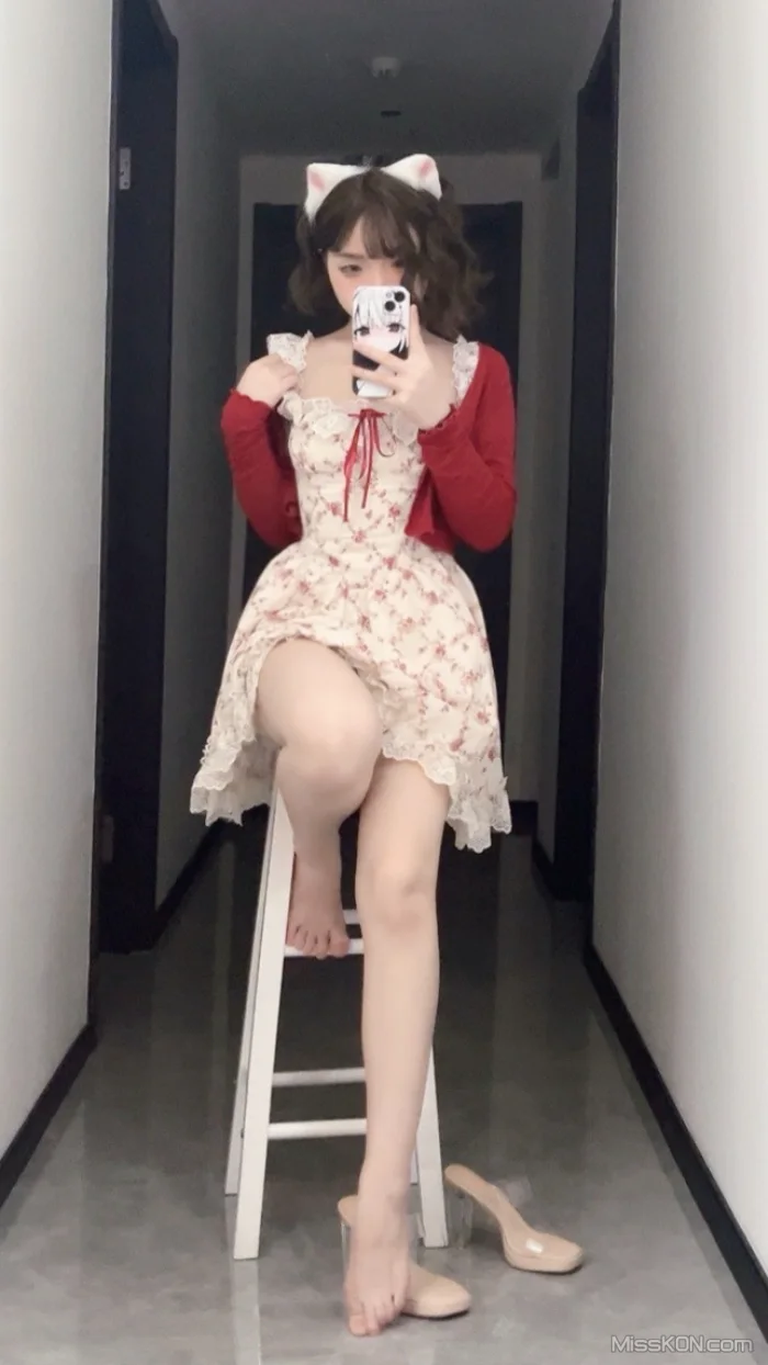CoserBangni邦尼 限定女友 40 photos  11 videos - 22