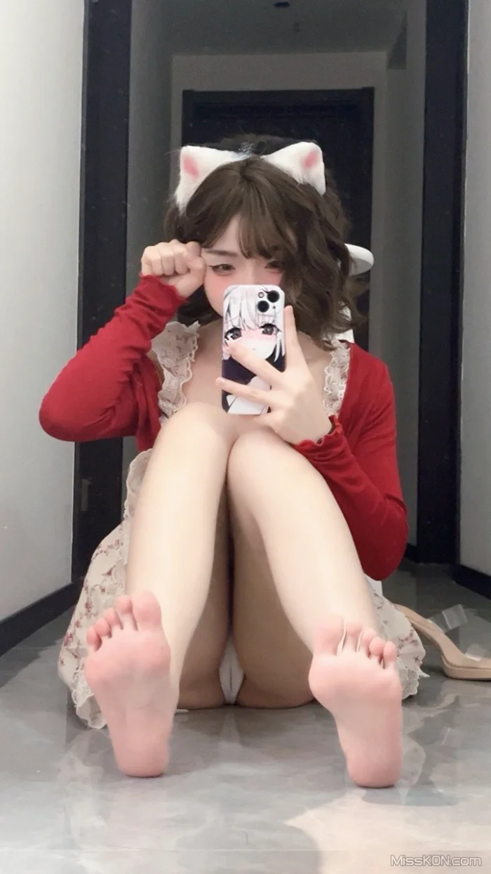 CoserBangni邦尼 限定女友 40 photos  11 videos - 25