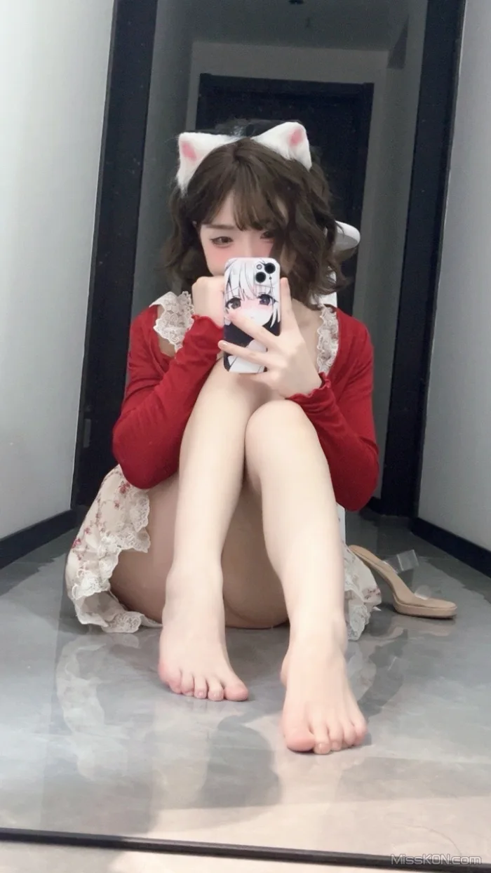 CoserBangni邦尼 限定女友 40 photos  11 videos - 26