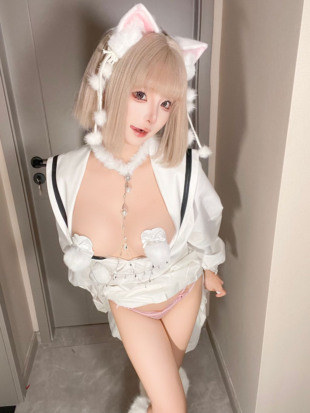 Coser蠢沫沫 chunmomo 六月自拍合集本 134 photos  2 videos - 51