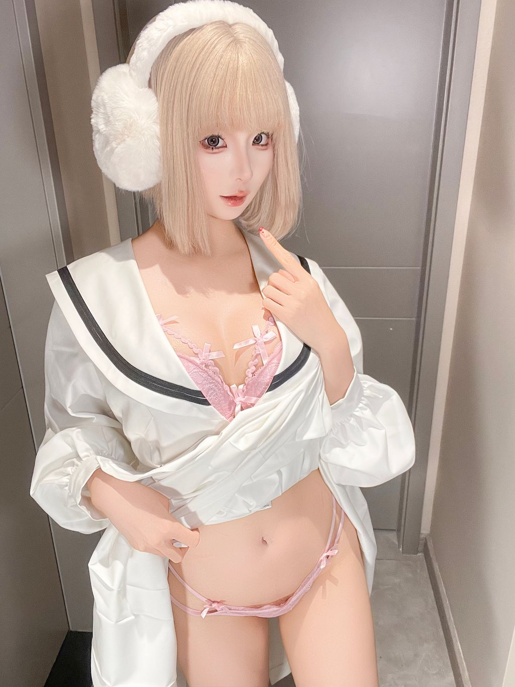 Coser蠢沫沫 chunmomo 六月自拍合集本 134 photos  2 videos - 84