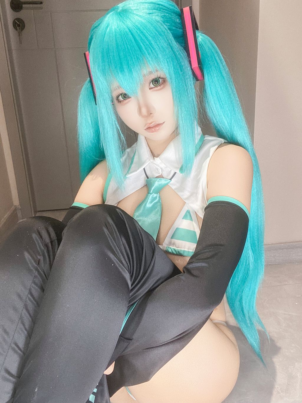Coser蠢沫沫 chunmomo 六月自拍合集本 134 photos  2 videos - 121