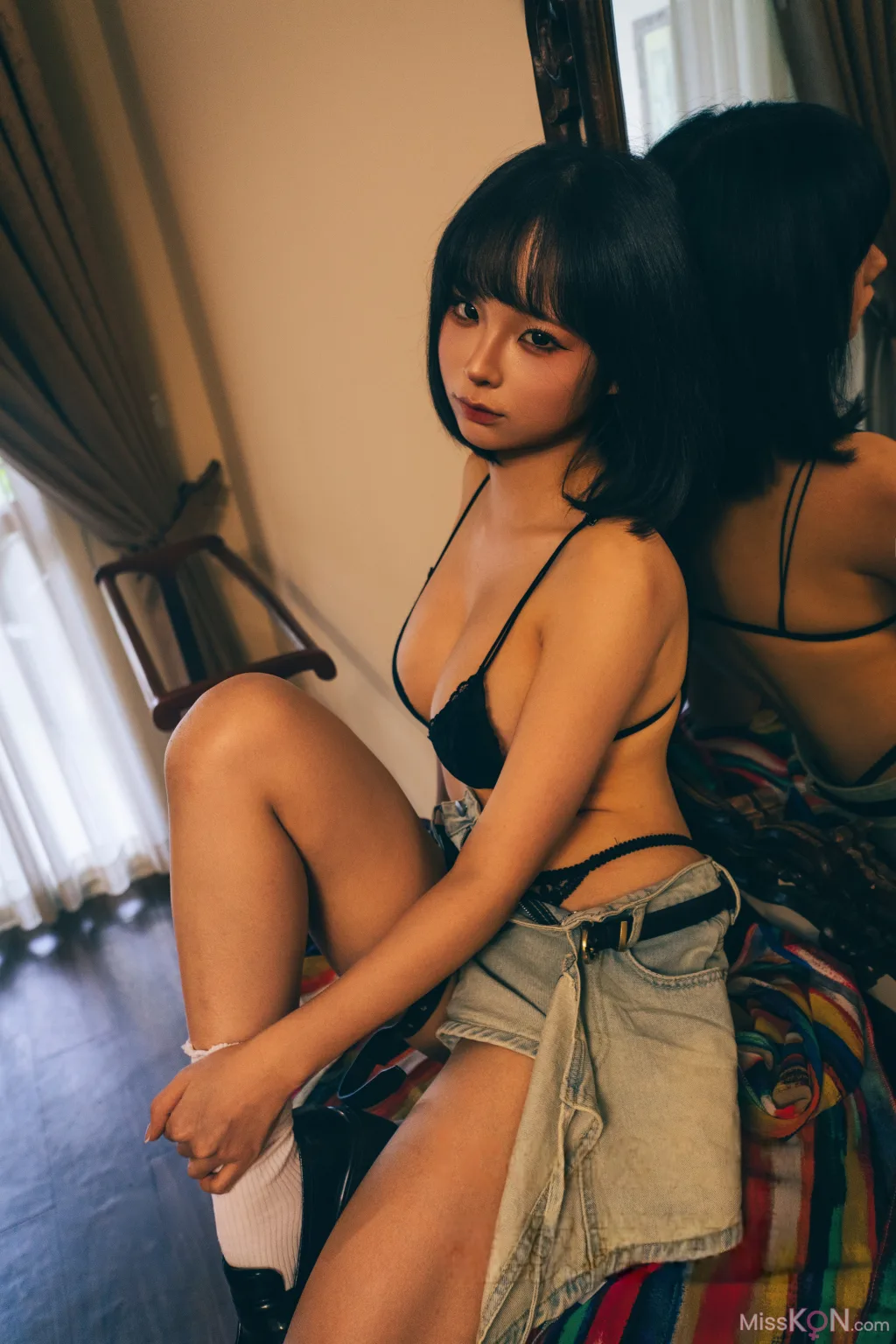 Coser蠢沫沫 chunmomo 凝视 57 photos - 27