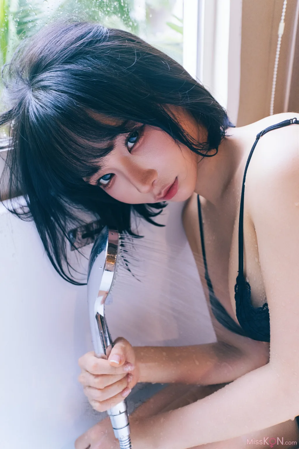 Coser蠢沫沫 chunmomo 凝视 57 photos - 49