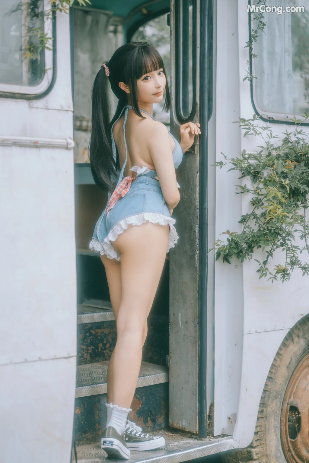 Coser蠢沫沫 chunmomo 大巴车 131 photos - 5