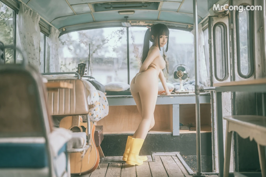 Coser蠢沫沫 chunmomo 大巴车 131 photos - 129
