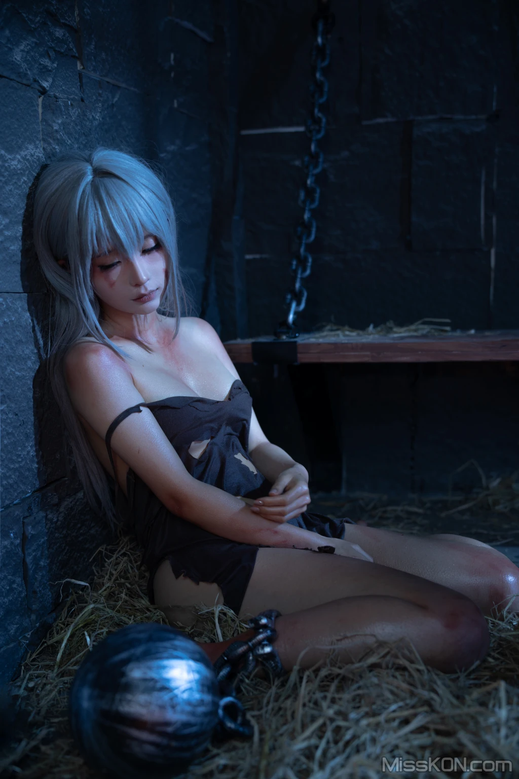 Coser蠢沫沫 chunmomo 奴隶少女希尔薇 83 photos - 40