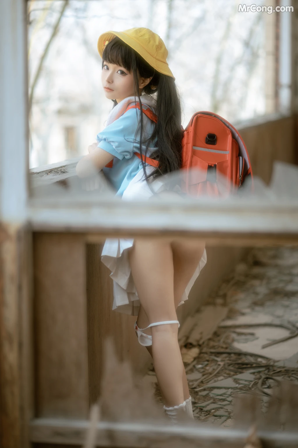 Coser蠢沫沫 chunmomo 小黄帽 绅士版 156 photos - 103