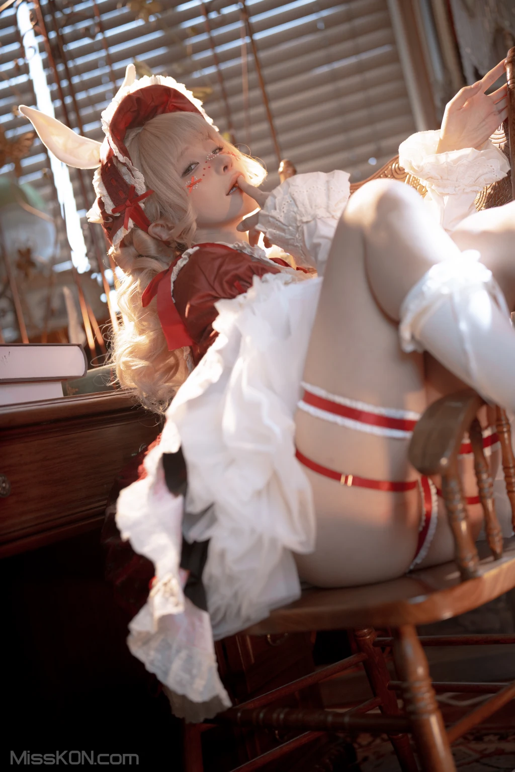 Coser蠢沫沫 chunmomo 橱窗娃娃 135 photos - 99