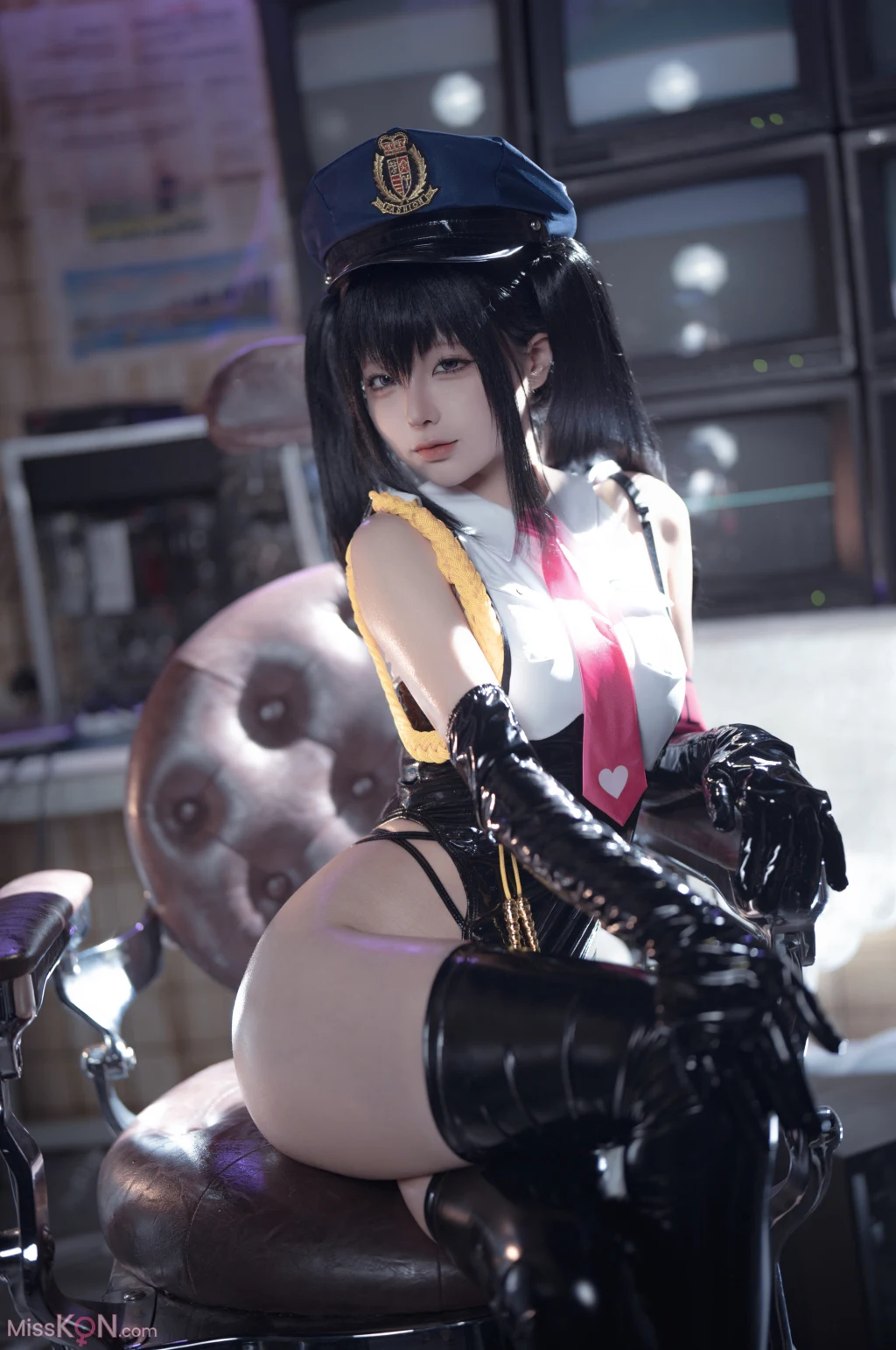Coser蠢沫沫 chunmomo 沙希女警 147 photos