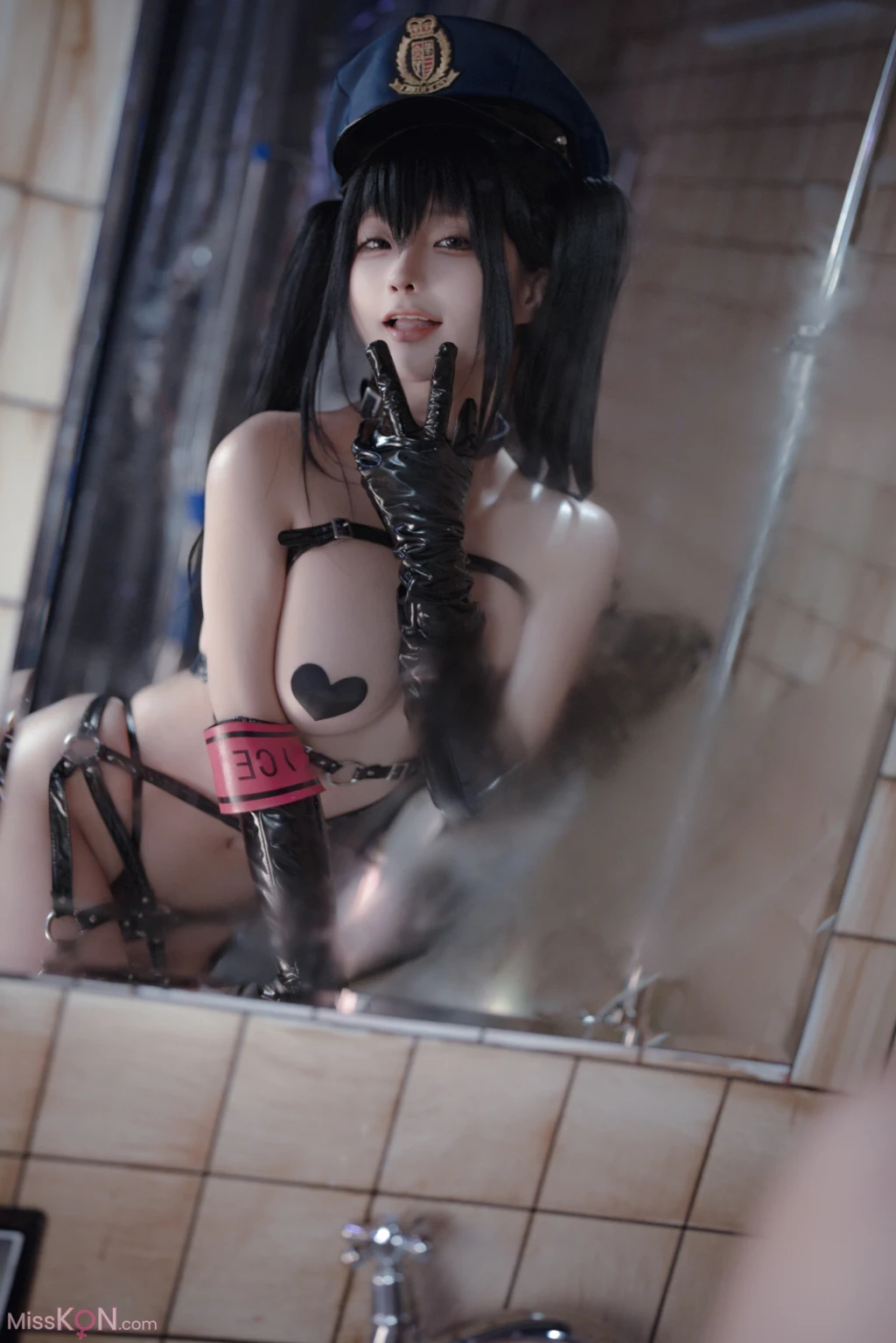 Coser蠢沫沫 chunmomo 沙希女警 147 photos - 22