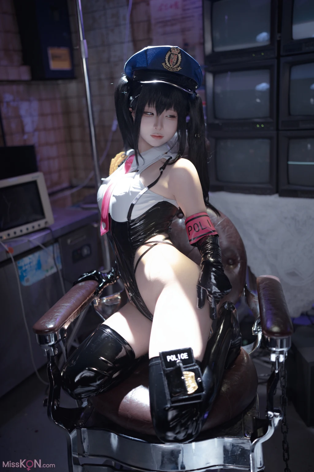 Coser蠢沫沫 chunmomo 沙希女警 147 photos - 29
