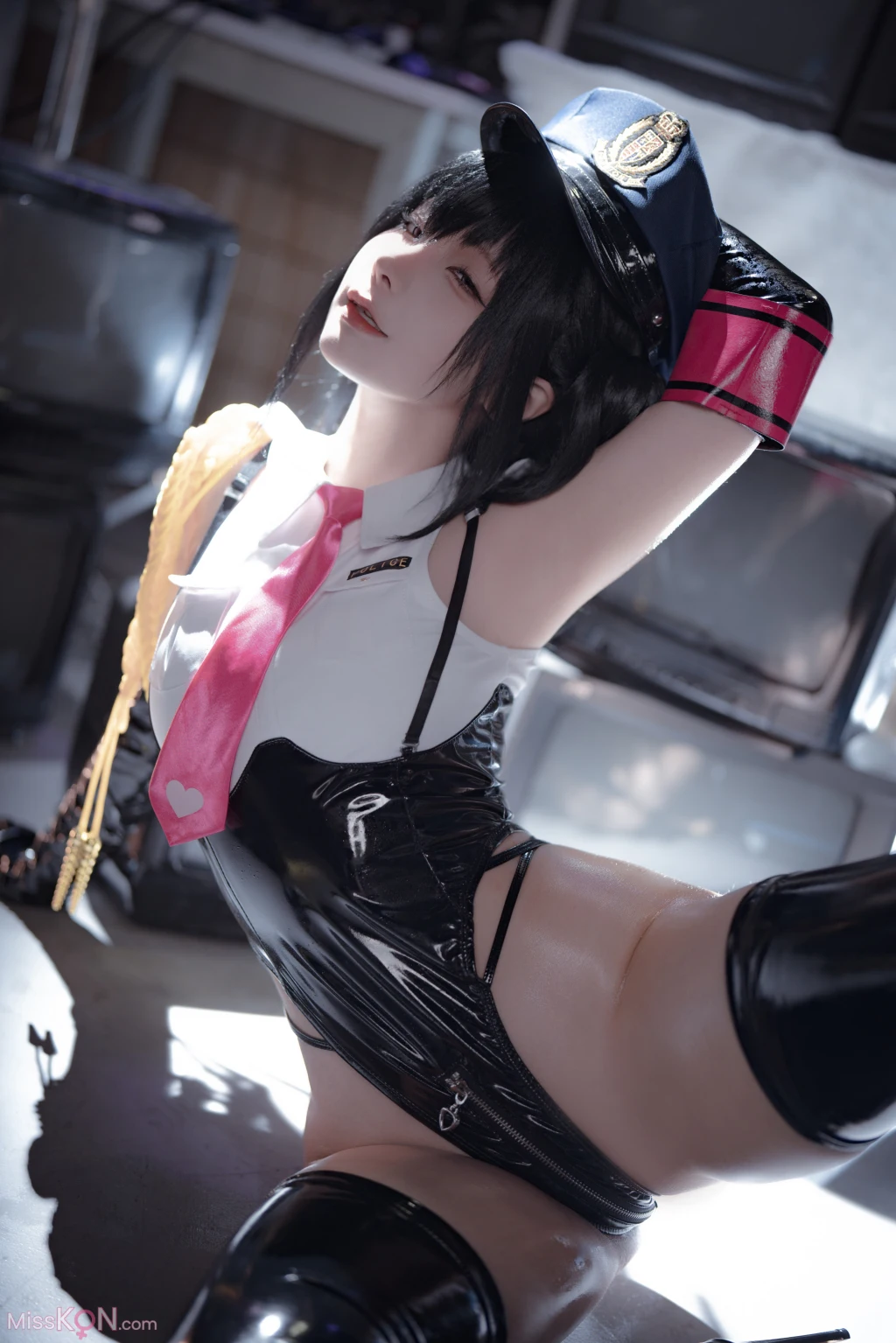 Coser蠢沫沫 chunmomo 沙希女警 147 photos - 35