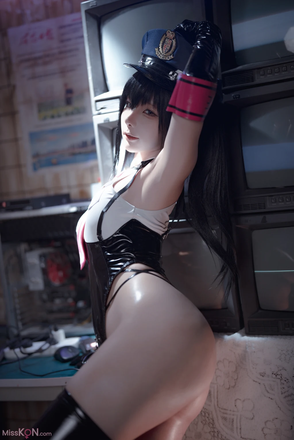 Coser蠢沫沫 chunmomo 沙希女警 147 photos - 62