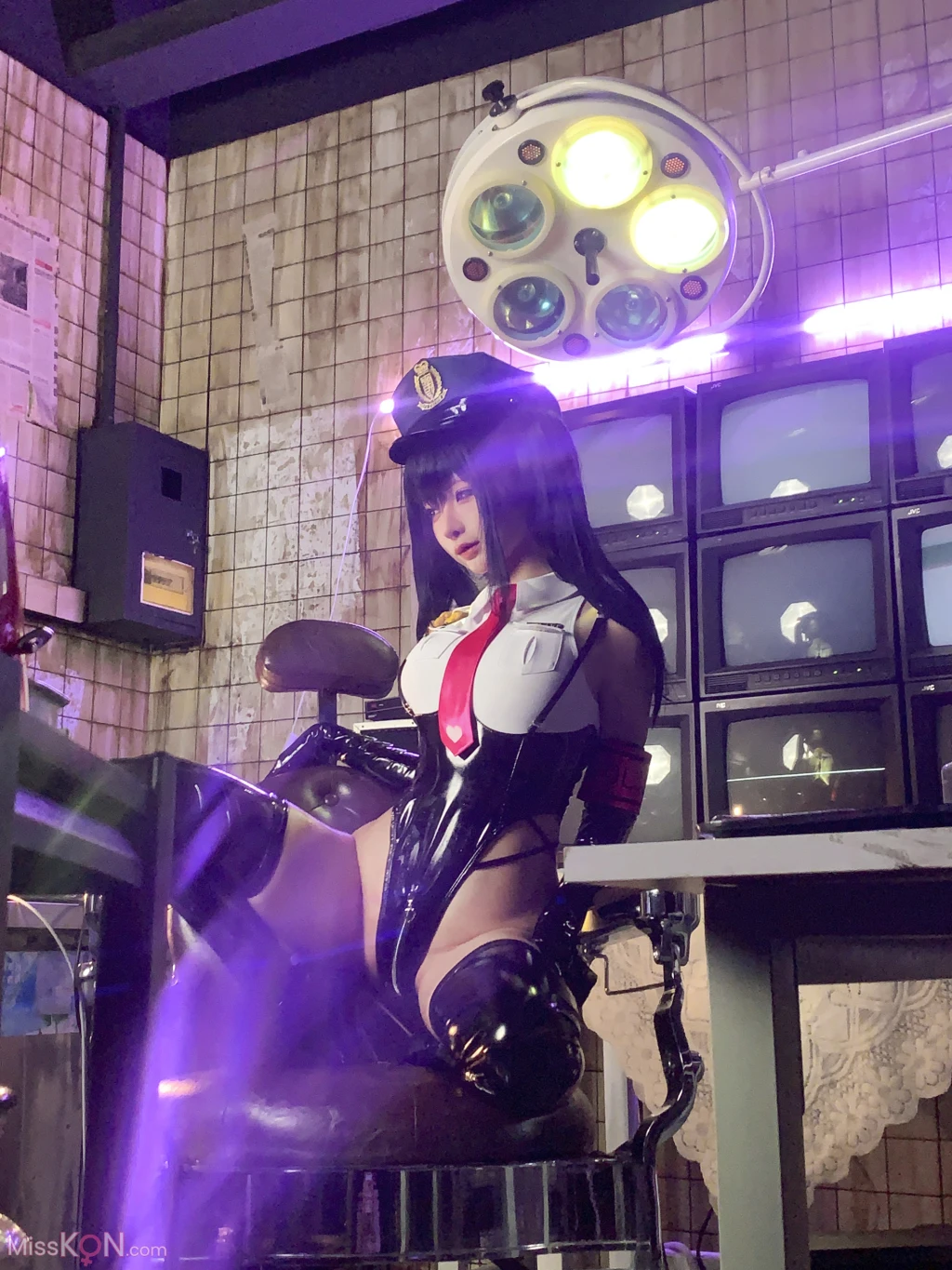 Coser蠢沫沫 chunmomo 沙希女警 147 photos - 124