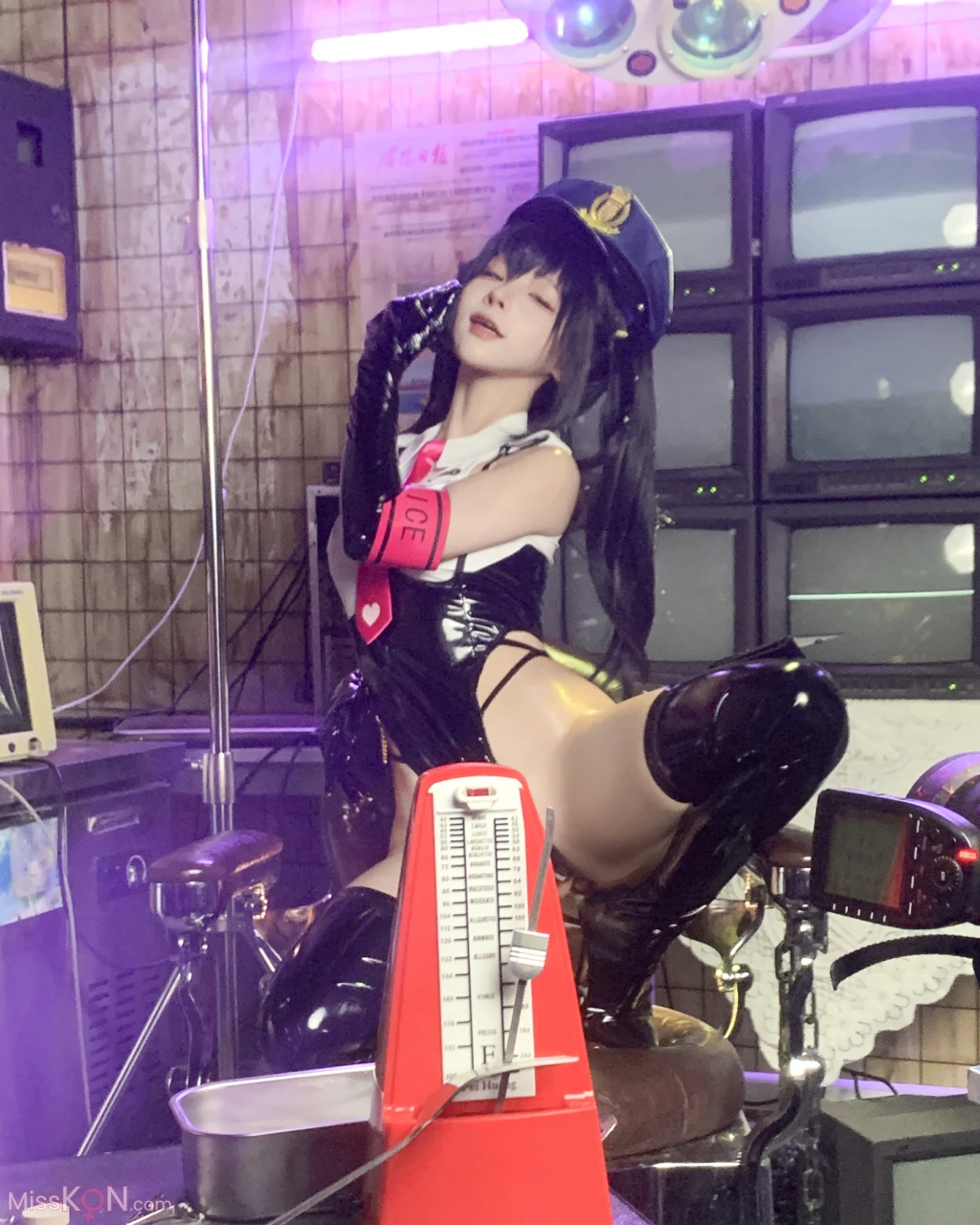 Coser蠢沫沫 chunmomo 沙希女警 147 photos - 126