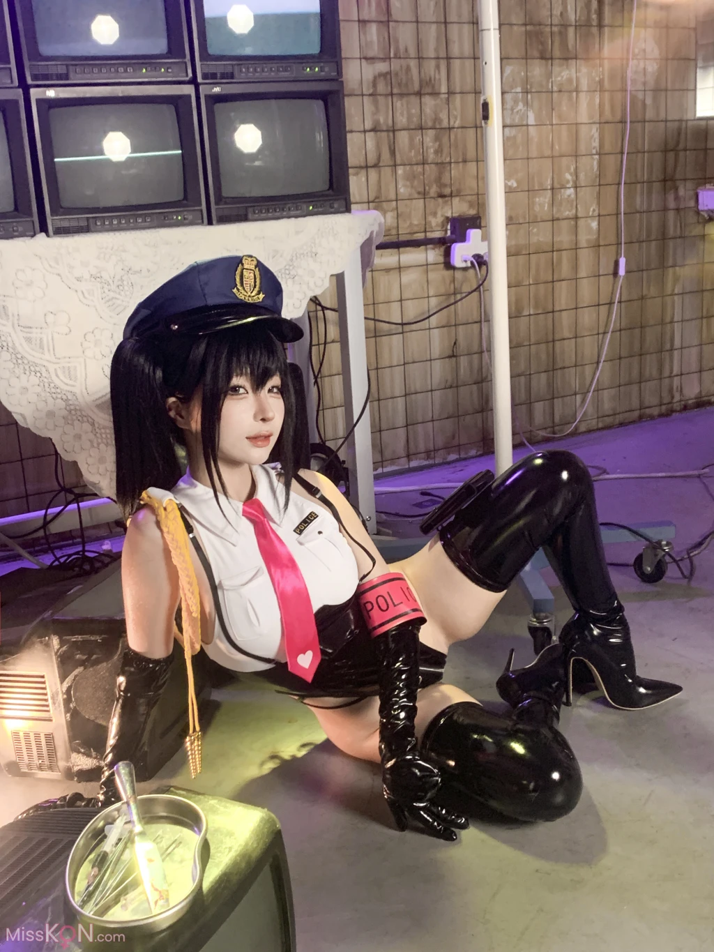 Coser蠢沫沫 chunmomo 沙希女警 147 photos - 127