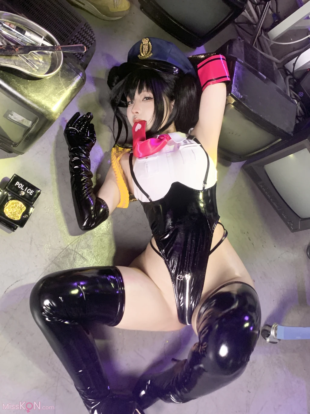 Coser蠢沫沫 chunmomo 沙希女警 147 photos - 131