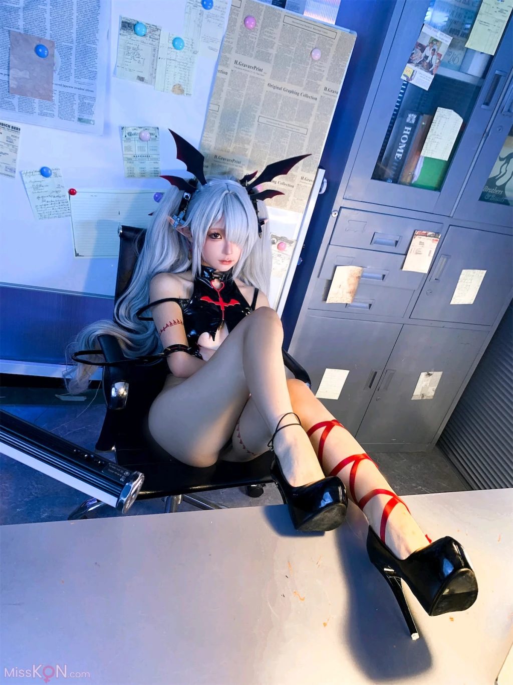 Coser蠢沫沫 chunmomo 碧蓝档案银镜伊织 190 photos - 27