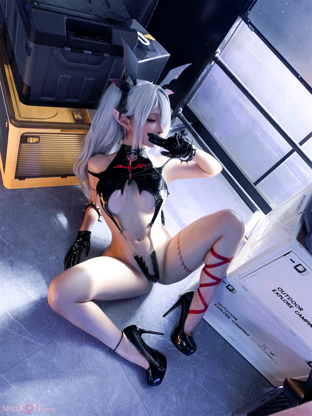 Coser蠢沫沫 chunmomo 碧蓝档案银镜伊织 190 photos - 40