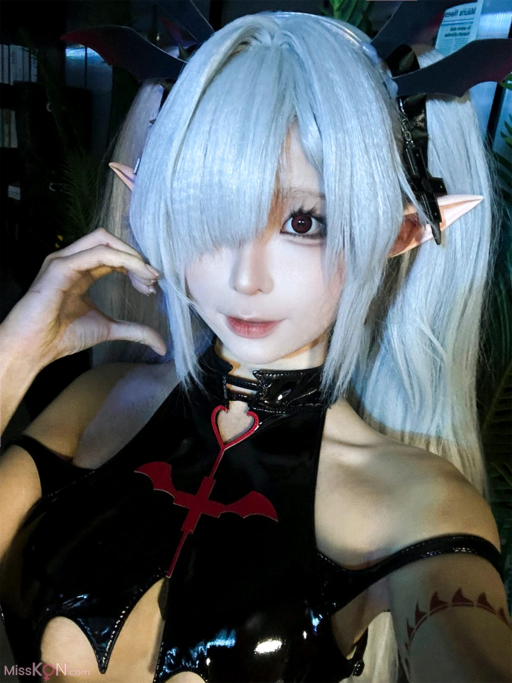 Coser蠢沫沫 chunmomo 碧蓝档案银镜伊织 190 photos - 79