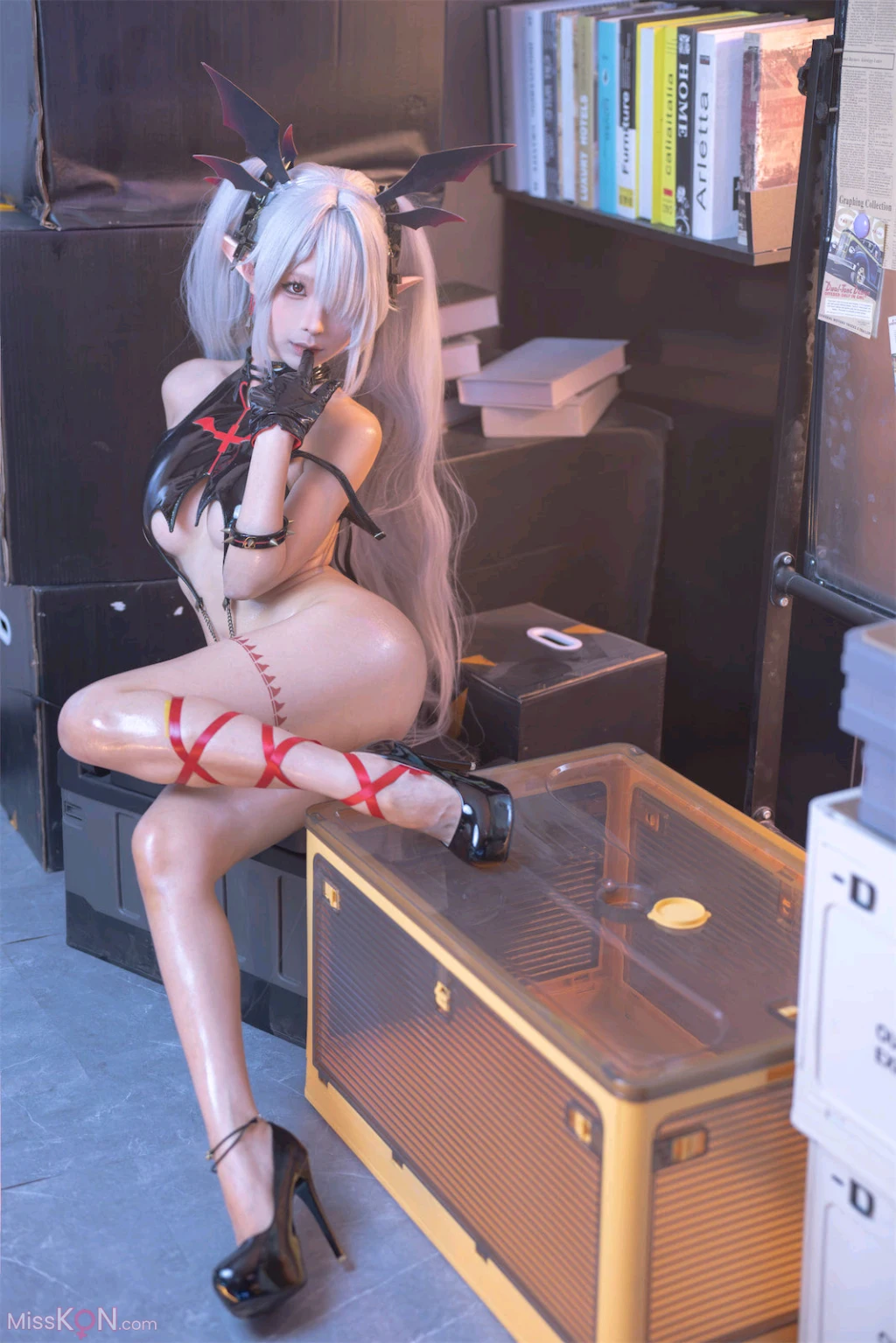 Coser蠢沫沫 chunmomo 碧蓝档案银镜伊织 190 photos - 134