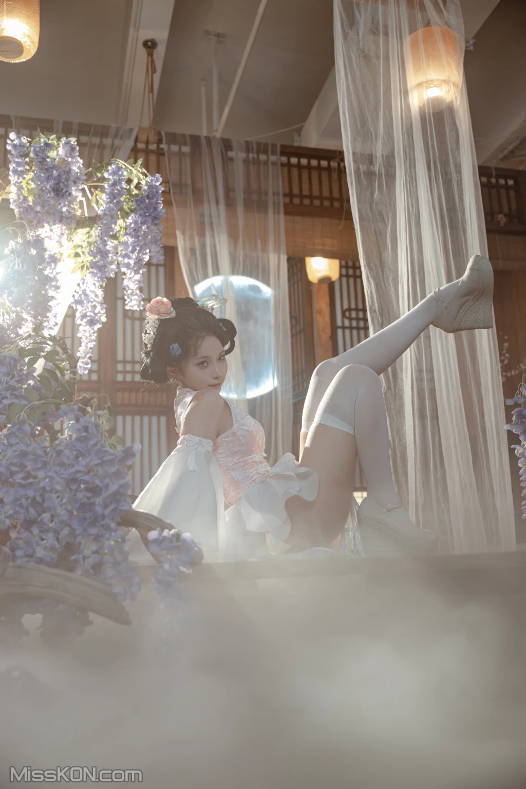 Coser蠢沫沫 chunmomo 蔻 少女后庭 64 photos - 40