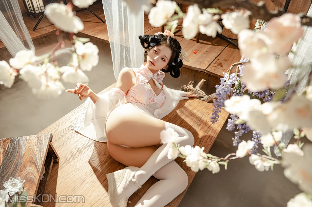 Coser蠢沫沫 chunmomo 蔻 少女后庭 64 photos - 47