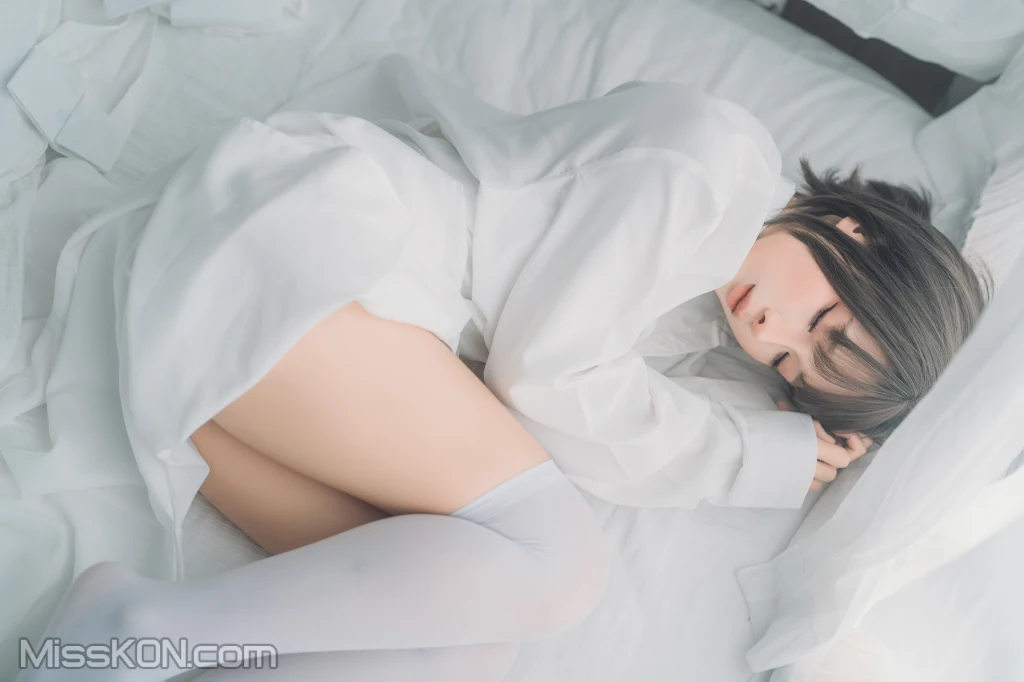 Coser蠢沫沫 chunmomo 衬衫窝 42 photos - 2
