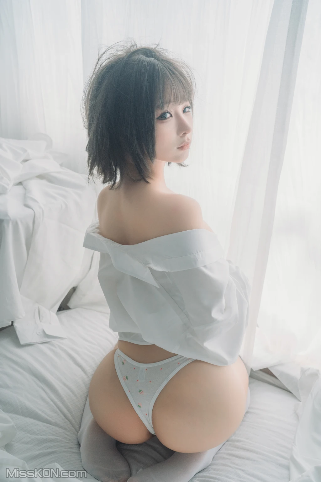 Coser蠢沫沫 chunmomo 衬衫窝 42 photos - 7