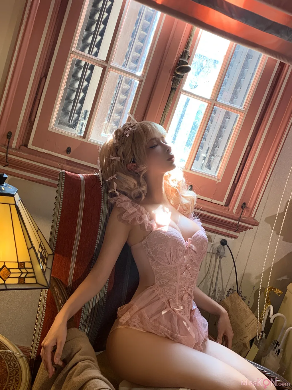 Coser蠢沫沫 chunmomo 金发蝴蝶结 94 photos - 42