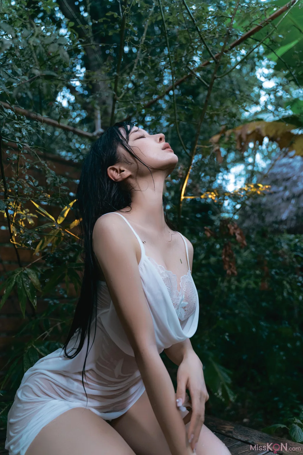 Coser蠢沫沫 chunmomo 雨 49 photos - 29