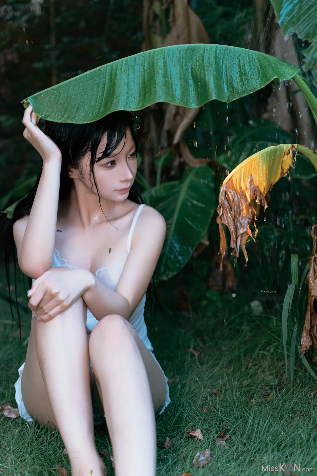 Coser蠢沫沫 chunmomo 雨 49 photos - 39