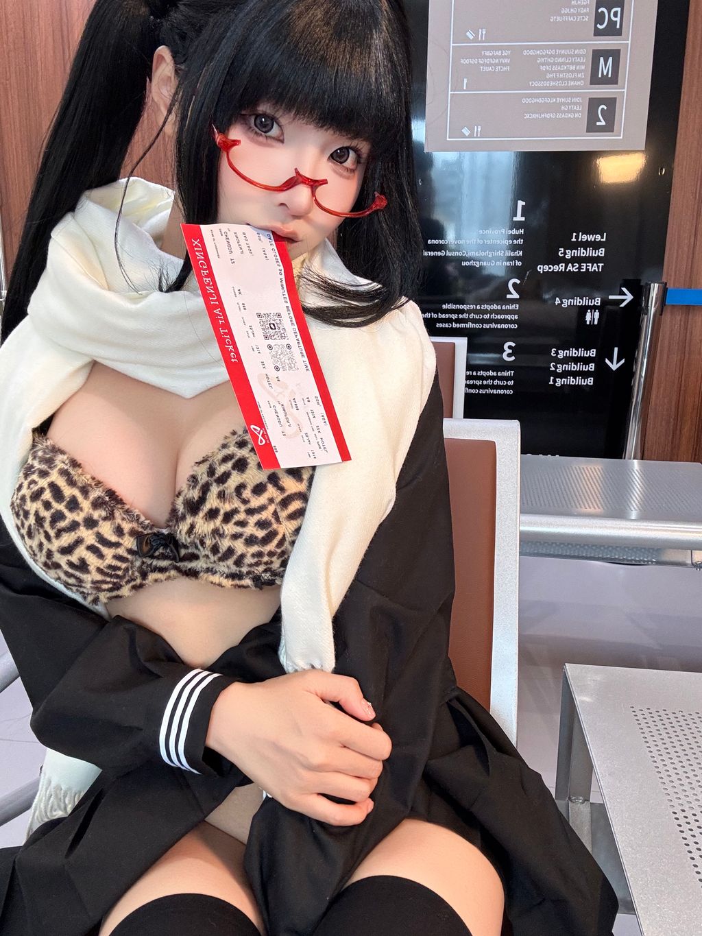 Coser蠢沫沫 chunmomo 黄推博主的秘密 B 143 photos - 127