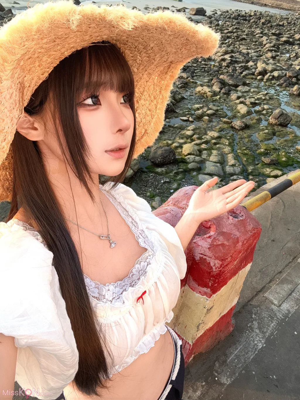 Coser蠢沫沫 chunmomo 2025年1月合集10套 147 photos - 118